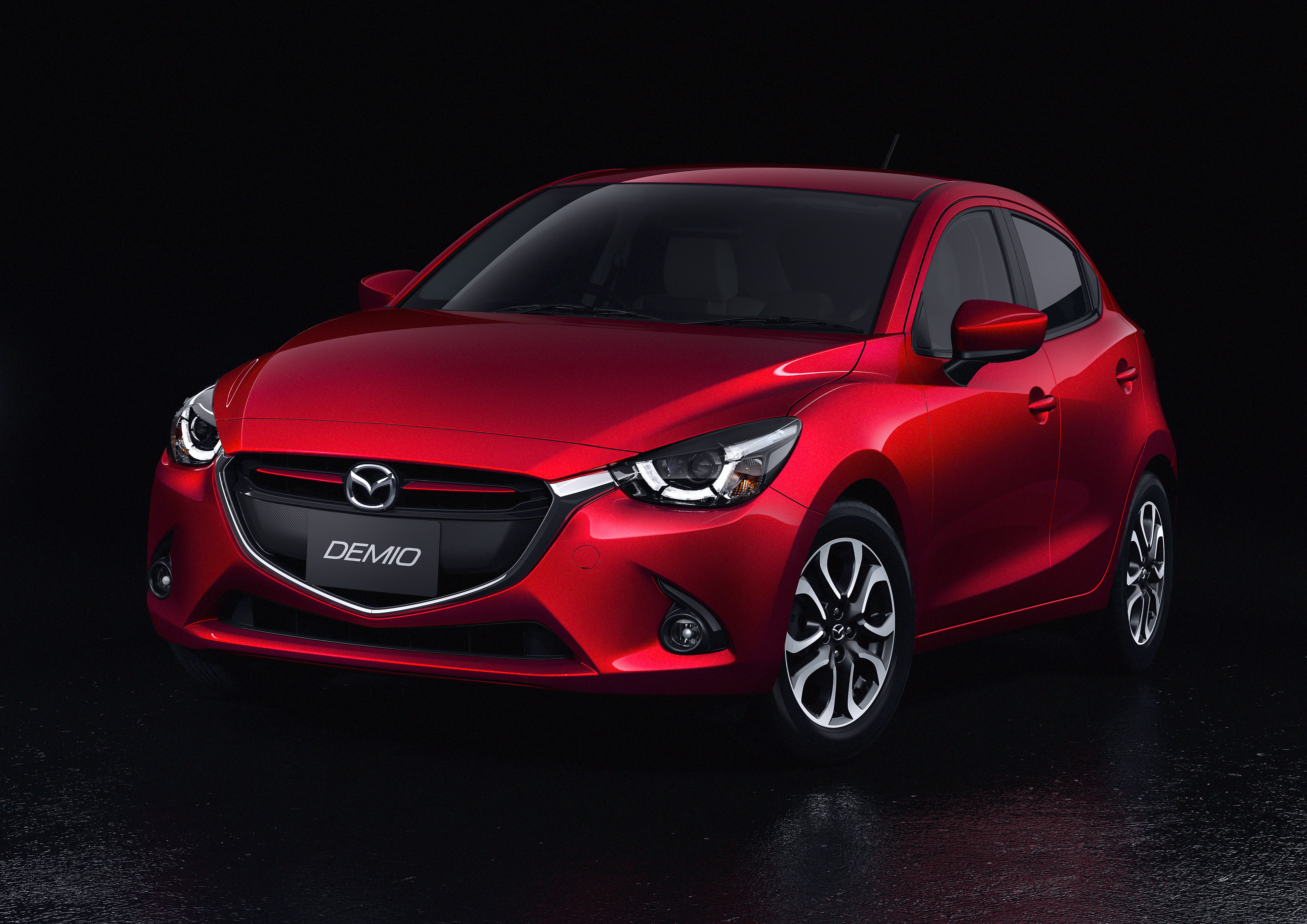 Оригинальные мазда. Mazda 2 2015. Мазда Демио 2015. Мазда 2 новая. Mazda 5 2015.